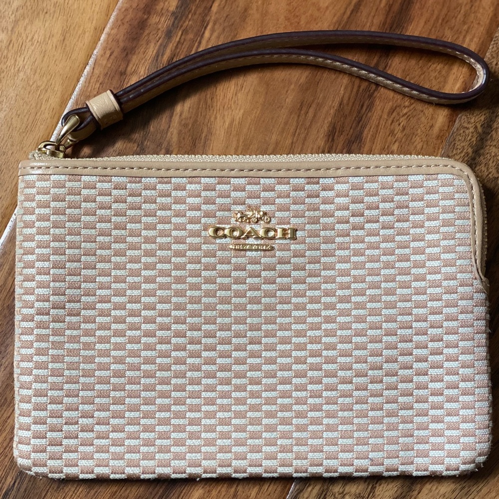 Coach wristlet (small)